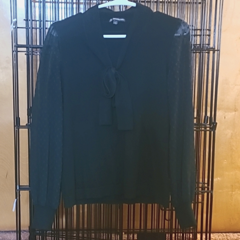 Women's Small Green Sweater with delicate feminine detail